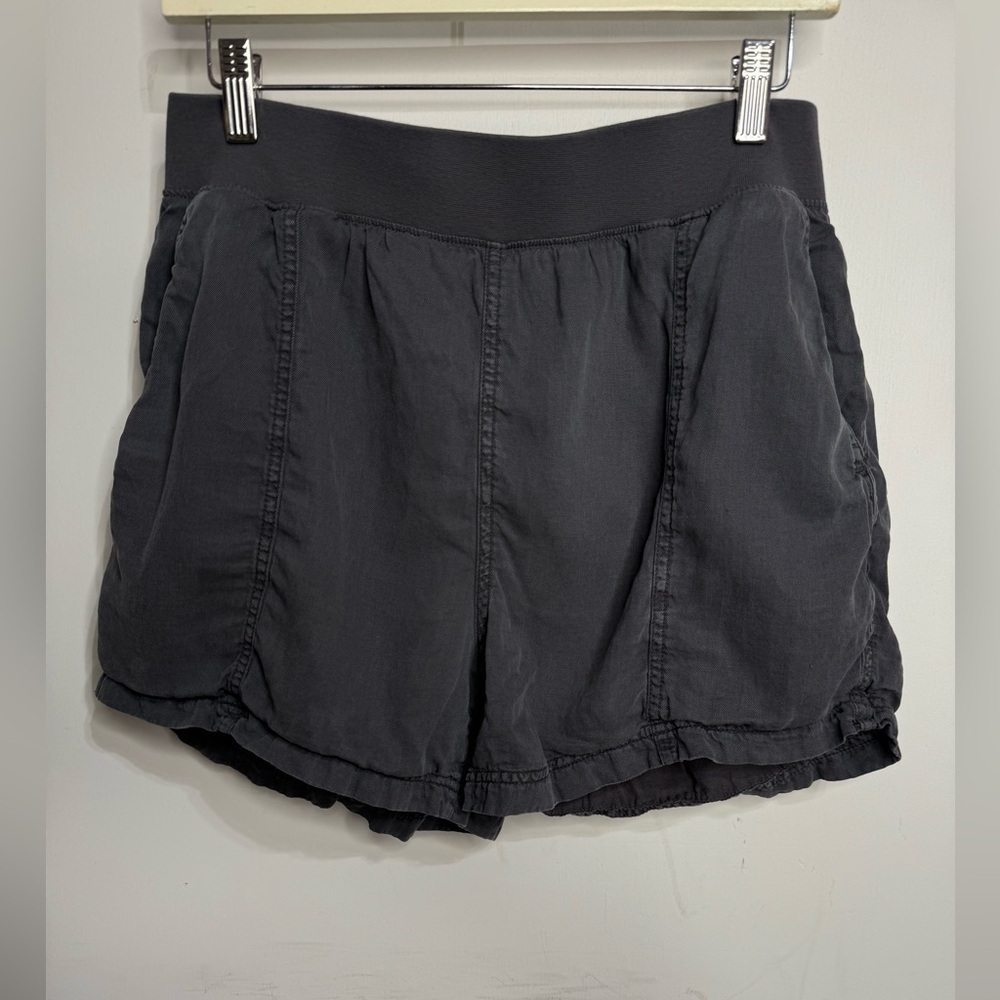 Faherty Arlie Shorts Linen Blend Lightweight Faded Black Size Large - Picture 2 of 5
